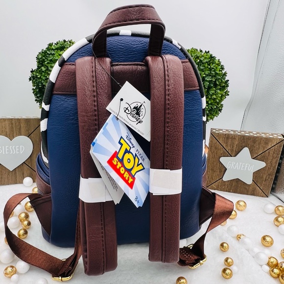 Loungefly Disney • Pixar **Toy Story Woody Sheriff** (Limited Edition Backpack) main image 2